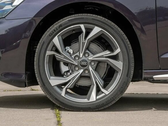 2026 Audi A3 Sportback 35 TFSI IV (8Y) Рестайлинг, фиолетовый, 3630000 рублей - вид 8