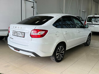 2024 Lada (ВАЗ) Granta I Рестайлинг, белый, 845000 рублей, вид 4