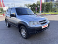 2015 Chevrolet Niva I Рестайлинг, серебристый, 495000 рублей - вид 1
