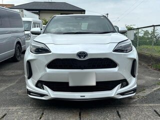 2023 Toyota Yaris Cross I, белый, 1490000 рублей, вид 3