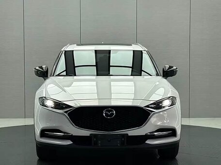 2023 Mazda CX-4 I Рестайлинг, белый, 1740000 рублей, вид 2