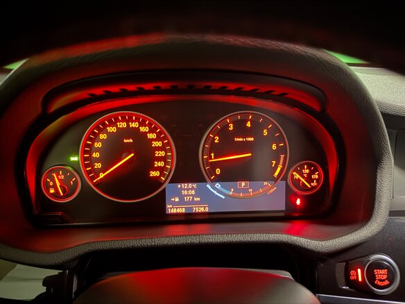 2013 BMW X3 28i xDrive II (F25), белый - вид 17
