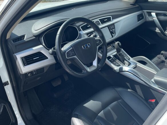 2019 Geely Atlas I, белый, 1750000 рублей - вид 9