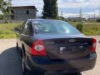 2010 Ford Focus II Рестайлинг, чёрный, 550000 рублей, вид 4