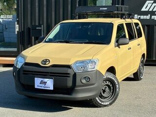 2023 Toyota Probox I Рестайлинг, бежевый, 1170000 рублей, вид 3