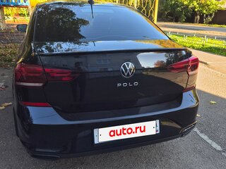 2020 Volkswagen Polo VI, чёрный, 1430000 рублей, вид 2