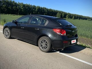 2014 Chevrolet Cruze I Рестайлинг, чёрный, 650000 рублей, вид 3