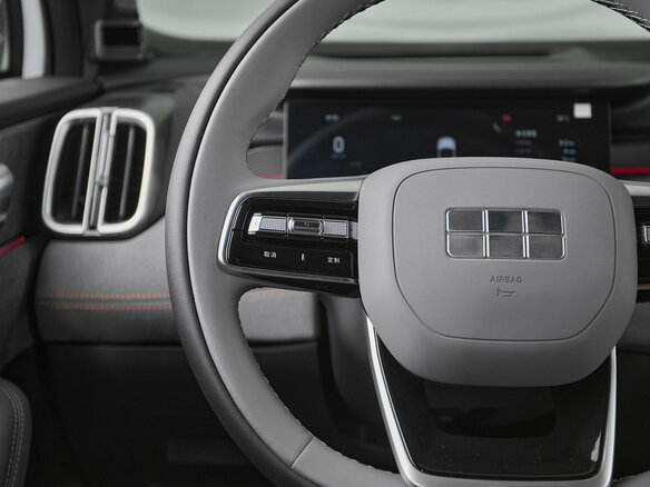 2026 Geely Galaxy M7, белый - вид 14