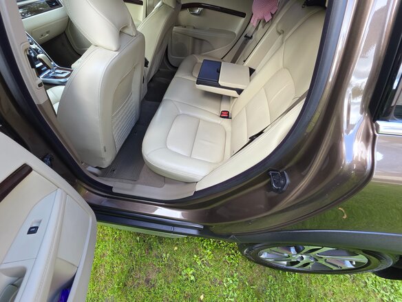 2012 Volvo XC70 II, коричневый, 2650000 рублей - вид 30