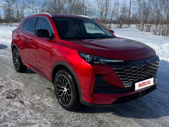 2023 Changan CS55 Plus II, красный, 2100000 рублей