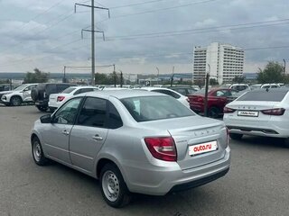2024 Lada (ВАЗ) Granta I Рестайлинг, серебристый, 800000 рублей, вид 4