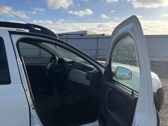 2016 Renault Duster I Рестайлинг, белый, 750000 рублей - вид 9