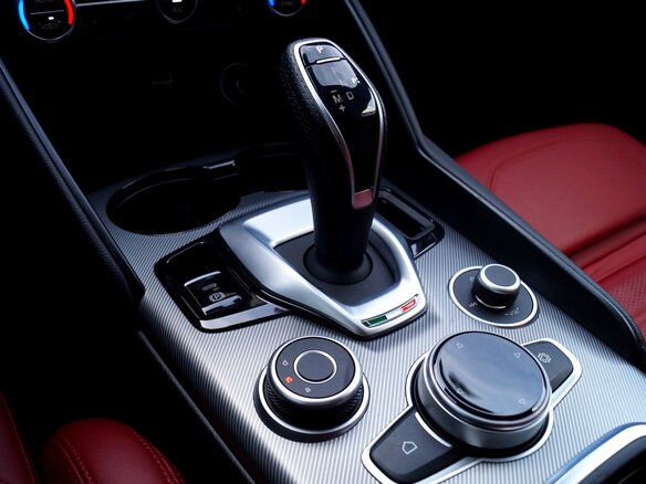 2023 Alfa Romeo Giulia II (952) Рестайлинг, чёрный - вид 19