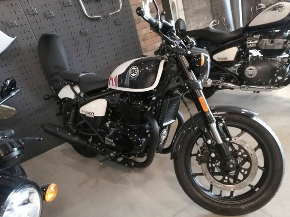 2024 Royal Enfield Shotgun, белый, 600000 рублей
