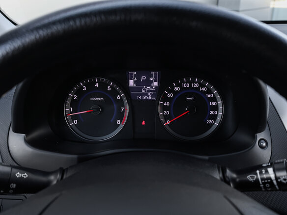 2015 Hyundai Solaris I Рестайлинг, белый - вид 12