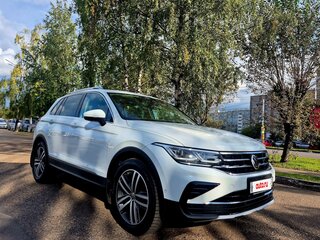 2021 Volkswagen Tiguan II Рестайлинг, белый, 3230000 рублей, вид 5