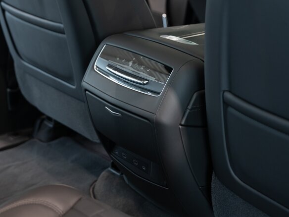 2026 Cadillac Escalade V Рестайлинг, чёрный, 23700000 рублей - вид 22