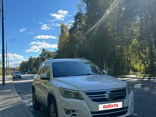 2010 Volkswagen Tiguan I, белый, 1080000 рублей, вид 1