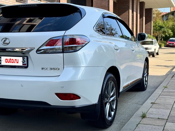 2015 Lexus RX 350 III Рестайлинг, белый, 2200000 рублей - вид 3
