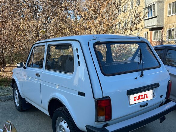 1998 Lada (ВАЗ) 2121 (4x4) I Рестайлинг, белый - вид 12