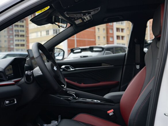 2026 Geely Coolray I Рестайлинг 2, белый, 2964990 рублей - вид 6