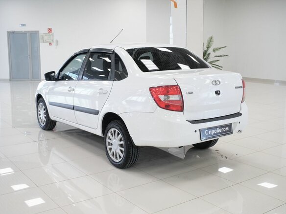 2015 Lada (ВАЗ) Granta I, белый, 399000 рублей - вид 3