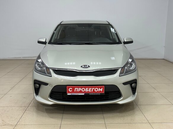 2018 Kia Rio IV, бежевый, 895000 рублей - вид 1