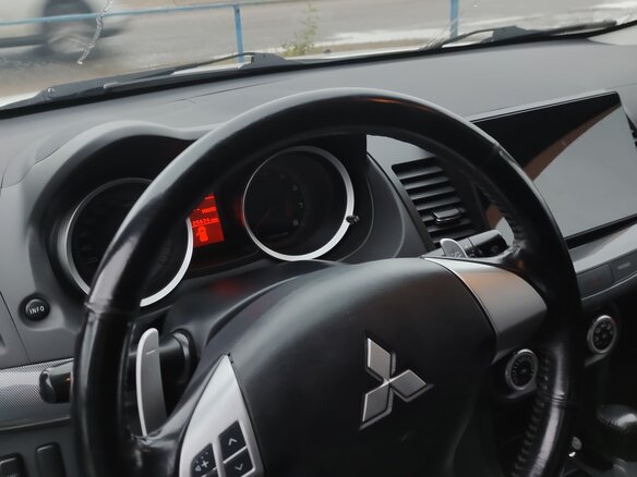 2008 Mitsubishi Lancer X, белый, 790000 рублей - вид 8