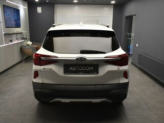2021 Kia Seltos I, белый, 1977000 рублей, вид 4