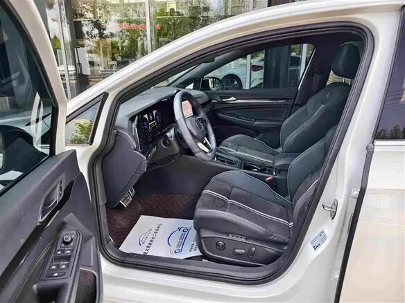 2024 Volkswagen Golf VIII Рестайлинг, белый, 2150606 рублей - вид 17