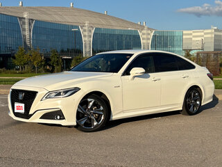 2018 Toyota Crown XV (S220), белый, 2950000 рублей, вид 3