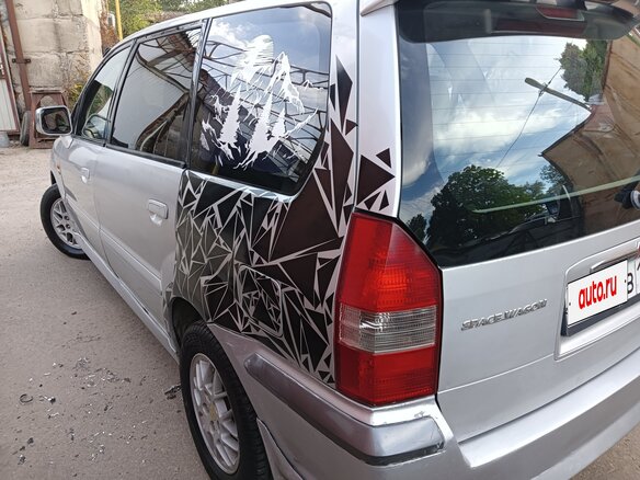 2002 Mitsubishi Space Wagon III, серебристый - вид 6