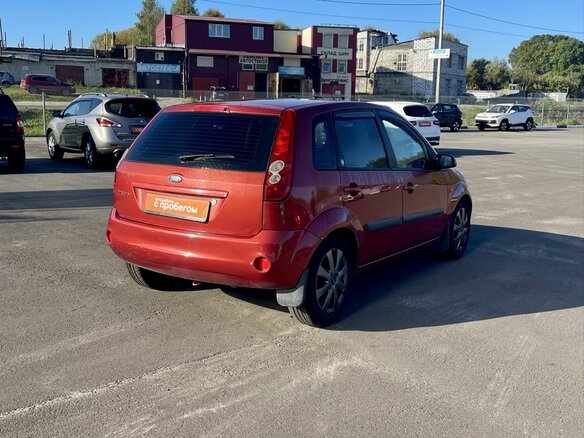 2008 Ford Fiesta Mk5, красный, 450000 рублей - вид 6