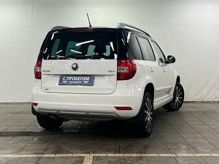 2015 Skoda Yeti I Рестайлинг, белый, 1120000 рублей, вид 5