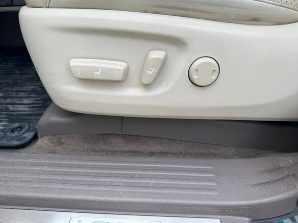 2014 Lexus GX 460 II Рестайлинг, чёрный, 3550000 рублей - вид 16