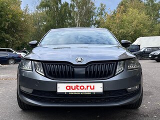 2017 Skoda Octavia III (A7) Рестайлинг, серый, 1650000 рублей, вид 1