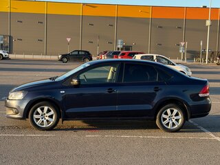 2011 Volkswagen Polo V, синий, 520000 рублей, вид 4