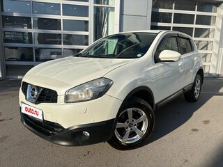 2013 Nissan Qashqai I Рестайлинг, белый, 950000 рублей, вид 2