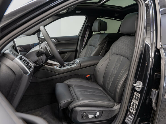 2026 BMW X6 40d III (G06) Рестайлинг, чёрный, 17490000 рублей - вид 16