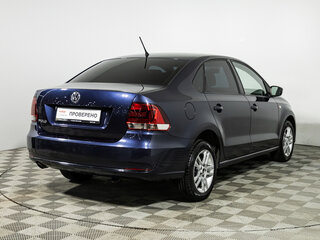 2016 Volkswagen Polo V Рестайлинг, синий, 949989 рублей, вид 5