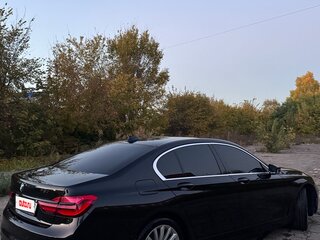 2016 BMW 7 серии 750i xDrive VI (G11/G12), чёрный, 2550000 рублей, вид 3