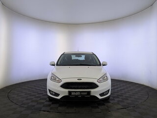 2018 Ford Focus III Рестайлинг, белый, 1200000 рублей, вид 2