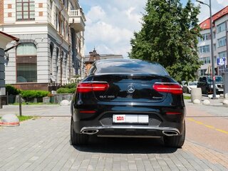 2017 Mercedes-Benz GLC Coupe 300 I (C253), чёрный, 5000000 рублей, вид 4
