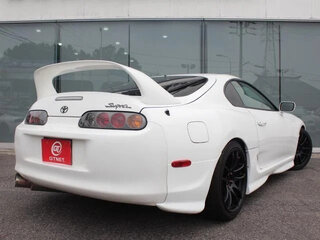 1996 Toyota Supra IV (A80) Рестайлинг, белый, 5299100 рублей, вид 3
