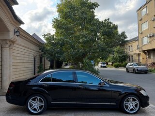 2008 Mercedes-Benz S-Класс 550 Long V (W221), чёрный, 980000 рублей, вид 4