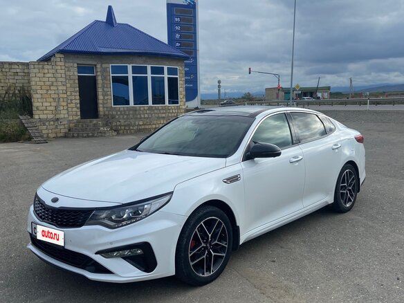 2018 Kia Optima IV Рестайлинг, белый, 1840000 рублей