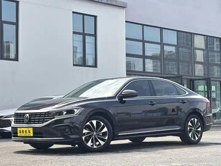 2022 Volkswagen Passat B8 Рестайлинг, чёрный, 1555777 рублей, вид 3