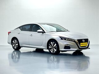 2022 Nissan Altima VI (L34), серебристый, 2100678 рублей, вид 3