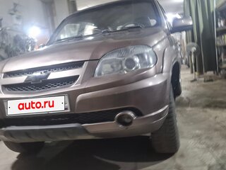 2015 Chevrolet Niva I Рестайлинг, коричневый, 320000 рублей, вид 1
