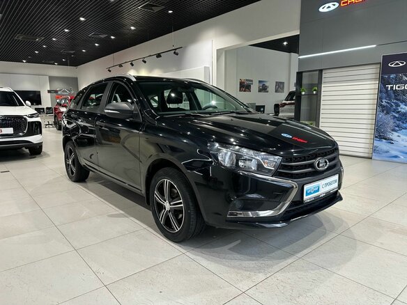 2020 Lada (ВАЗ) Vesta SW Cross I, чёрный, 1148000 рублей - вид 2